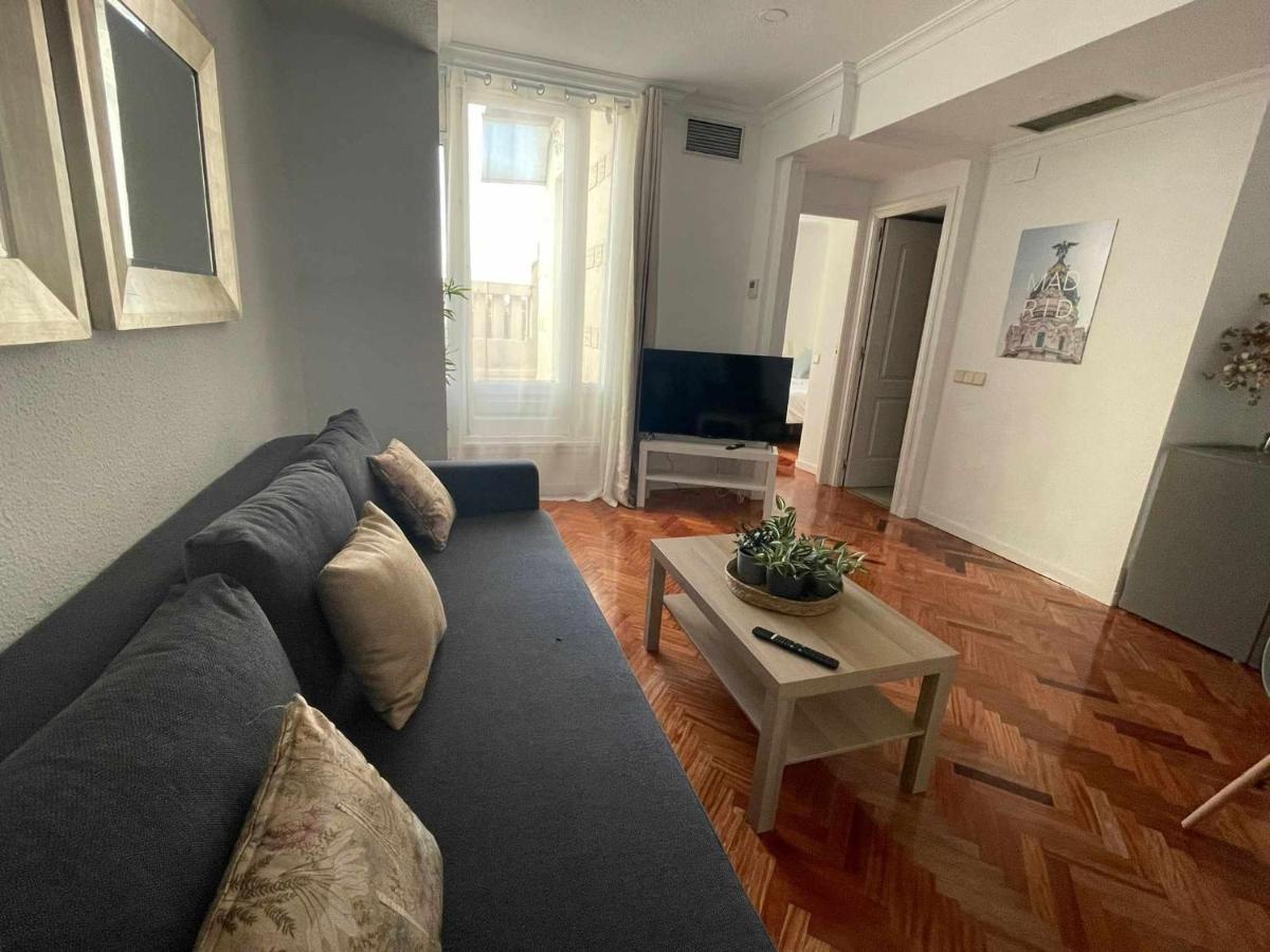 Apartamento Con Terraza Y Vistas Alcalaretiro Madrid Esterno foto