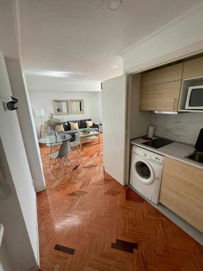 Apartamento Con Terraza Y Vistas Alcalaretiro Madrid Esterno foto